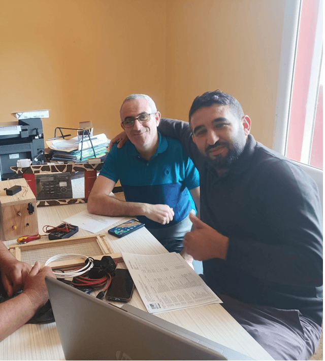 مختبرنا في بيتنا.